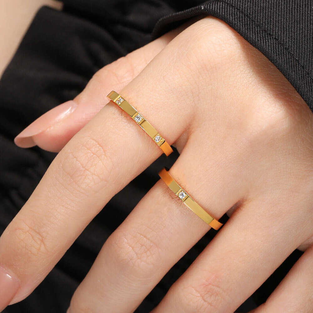 Band Ring Designer rings for women Luxury jewelry men Wedding love ring Stainless steel plated with 18K gold set with zirconia Holiday and vacation gi