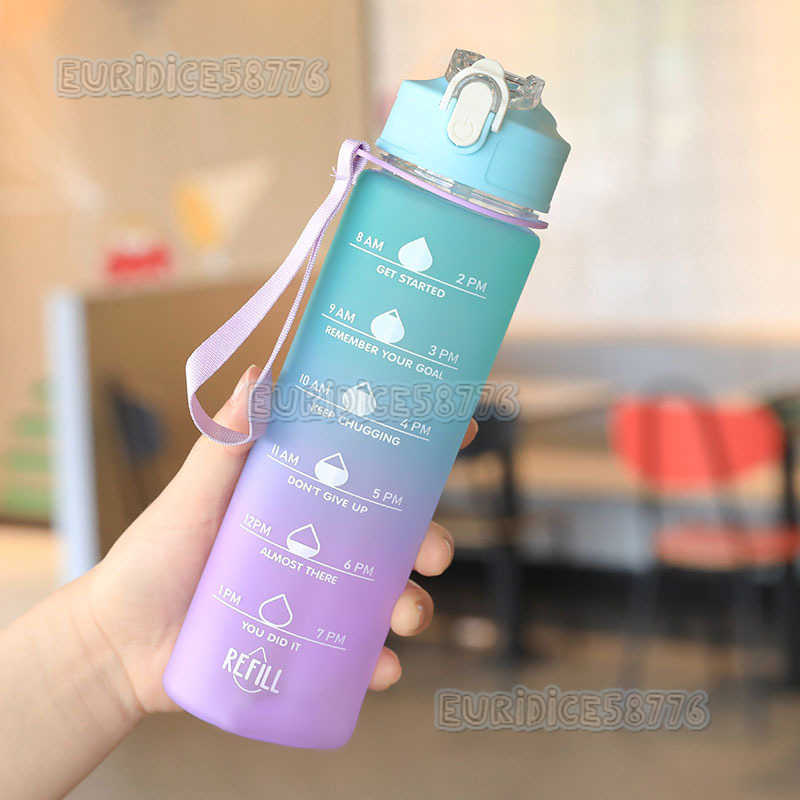 Gradient Color Matte Water Cup Fitness Sports Cup Straw Cup Men and Women Portable Handle Plastic Cup Water Bottle H250911