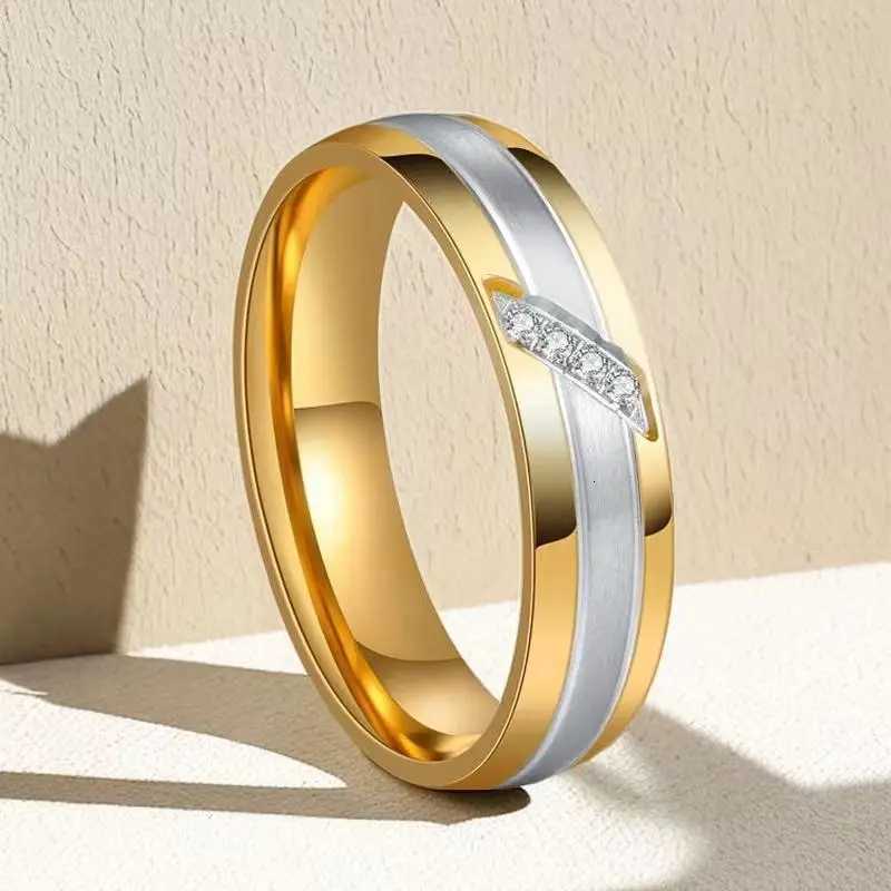 Fashion Engagement GoldColor Rings for Couple Silver Color Crystal Zircon Titanium Steel Wedding Lover Jewelry Anniversary Gift W250911