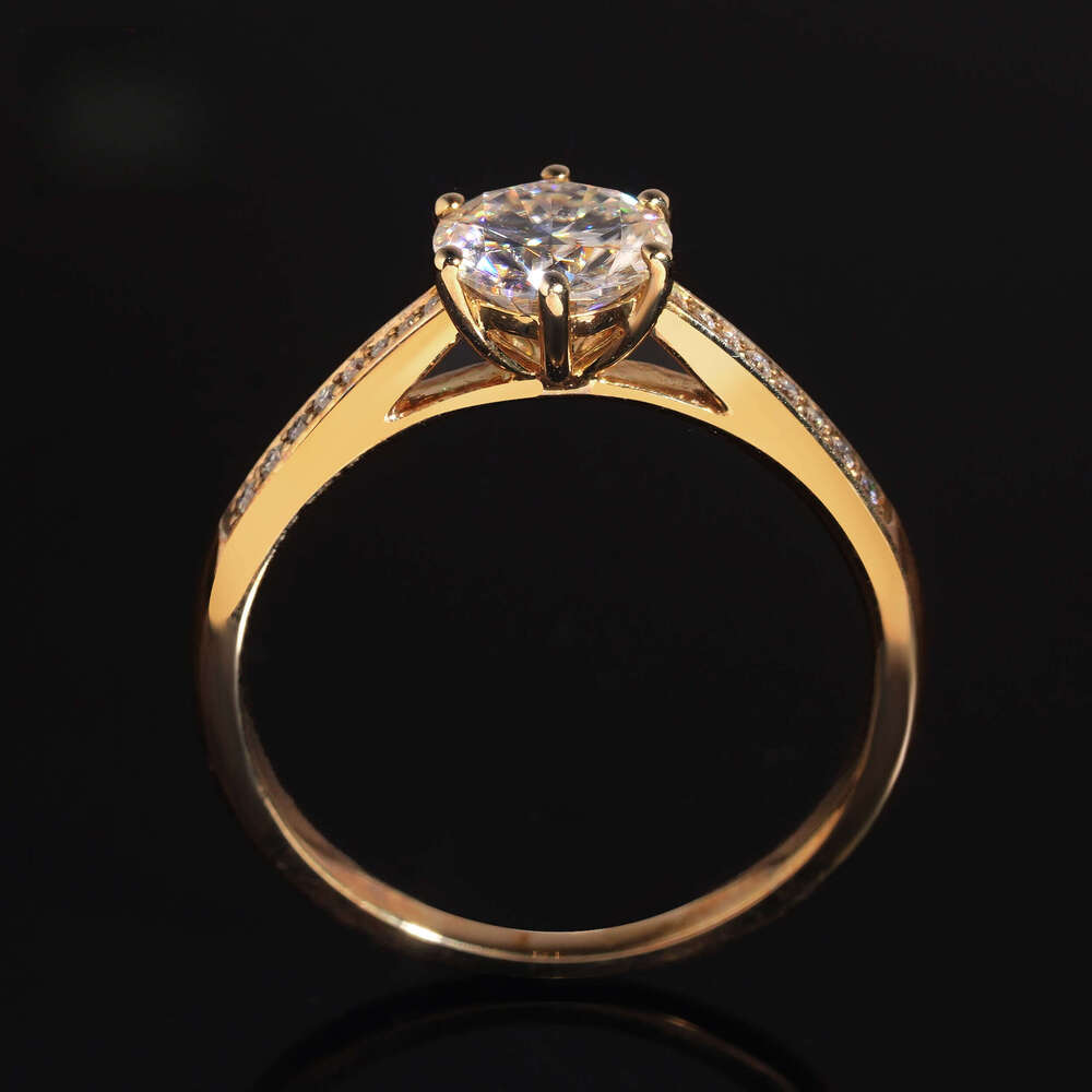 Classic 1Carat Round Brillant Cut 10K Solid Gold Engagement Women Elegant Moissanite Ring Band
