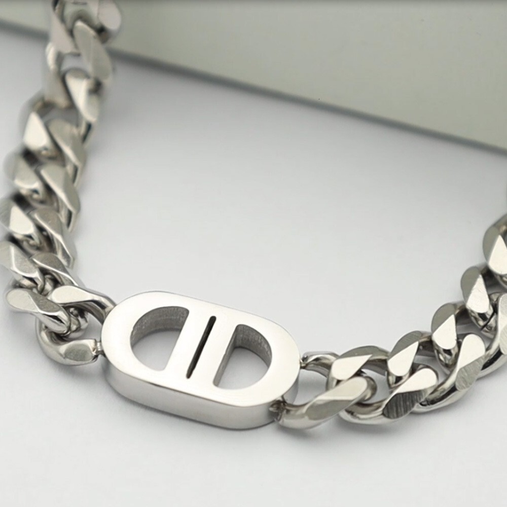 Luxury Brand Designer Jewelry Ins Style European And American Hip-Hop Trendy Titanium Steel Cuban Chain Personality 18K Gold Double D Titanium Steel N