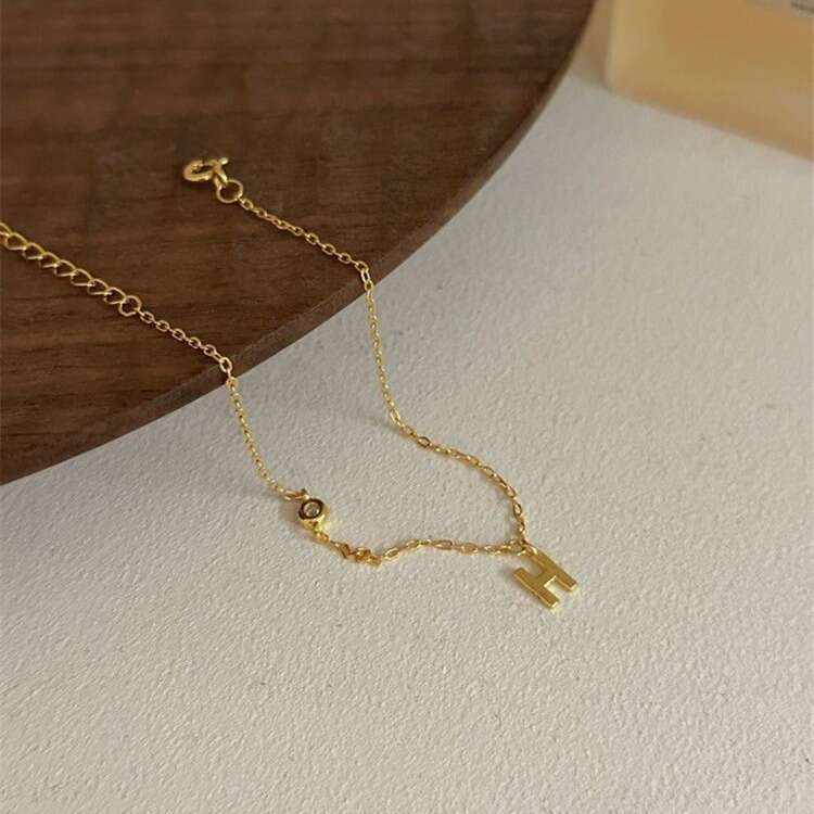 Minimalist Mini H Letter Small Sparkling Dia Bracelet for Women Unique Design Fashionable Elegant High-end Jewelry