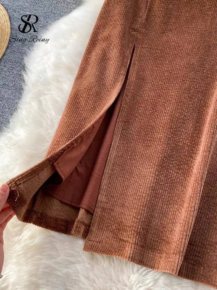 SINGREINY Women Korean Split Sexy Long 2024 Winter Corduroy Slim Thick Streetwear Fashion Vintage Autumn Bodycon Skirt dongdumaoyi