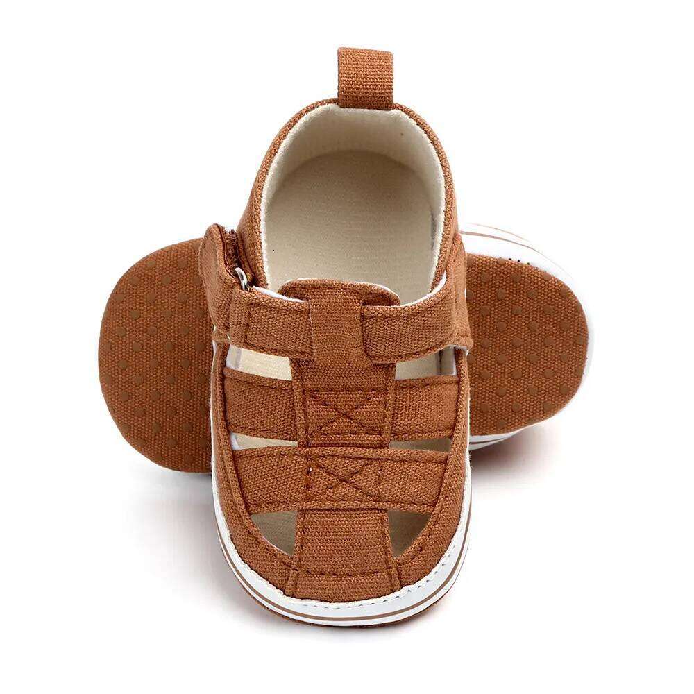 Baby breathable toe-covered summer and spring baby walking shoes