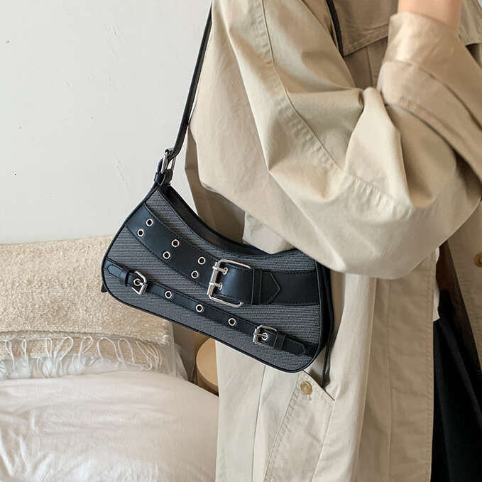 2025 Niche Design Women's High-end Fashion Underarm Korean Designer Bags Version Spring New PU Casual Crossbody Bag