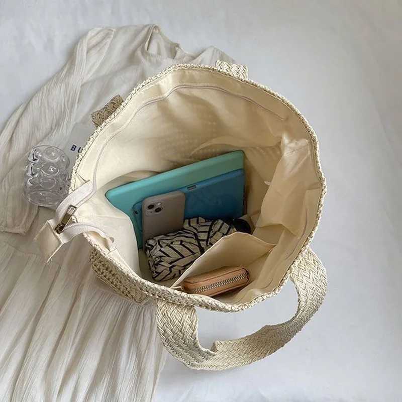 New Summer Bag Womens Beach Bag Large Capacity Straw Woven Shoulder Bags Vacation Bag For Women With Pendant Z250911