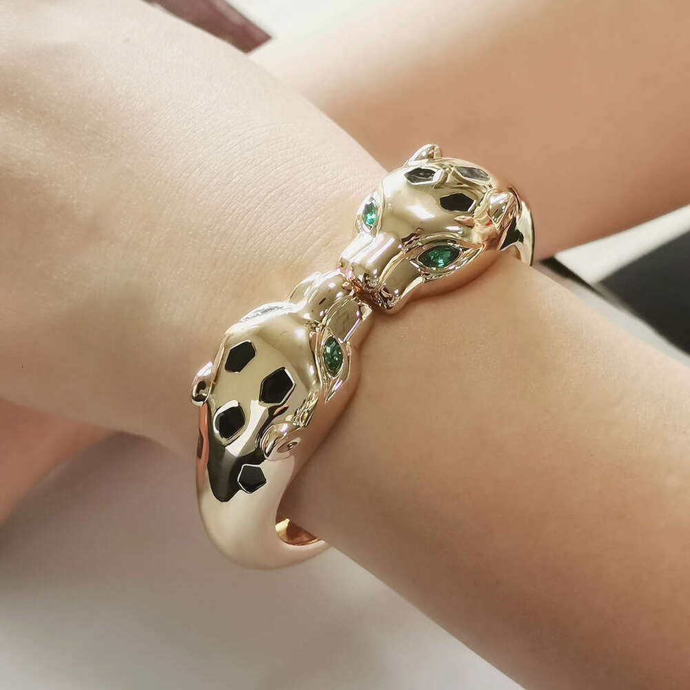 Exaggerated Animal Element Design Cheetah Bracelet Personality Wild Dia-Encrusted Unisex