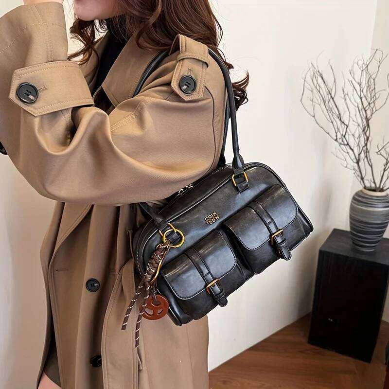 Women's Retro Solid Color Pu Leather Shoulder Bag Multiple Pockets Large Capacity Comes With A Detachable Accessory Charm