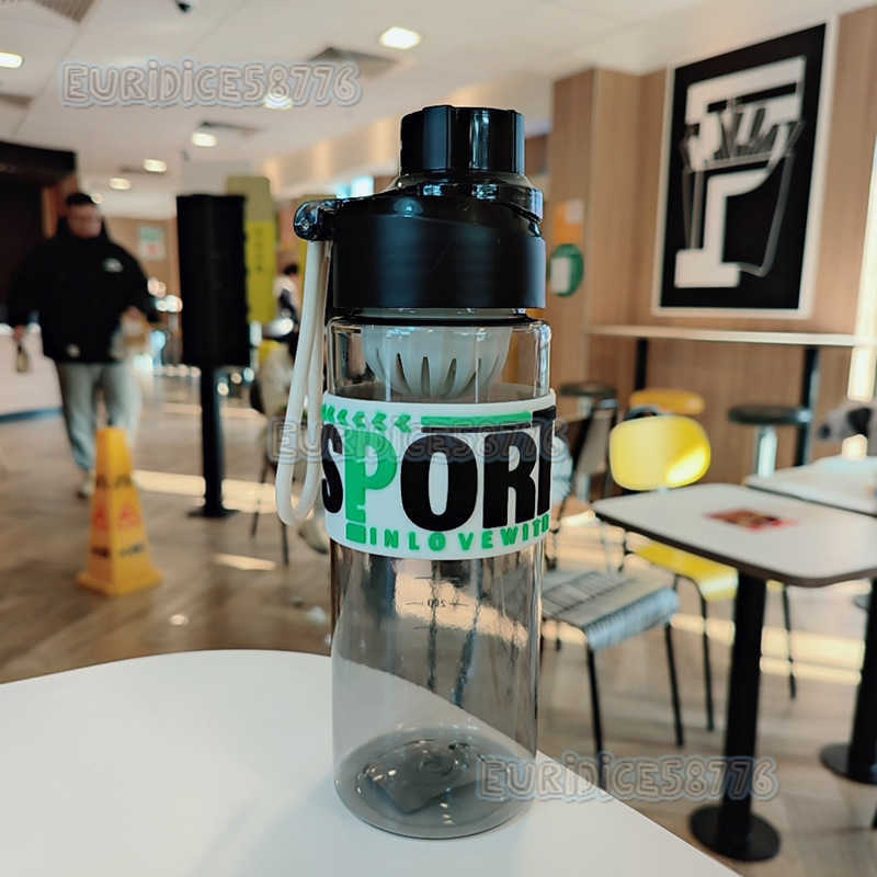 New Portable Plastic Water Cup Large Capacity High Temperature Resistant Leakproof Drinking Cup Summer Student Handy Cup H250911
