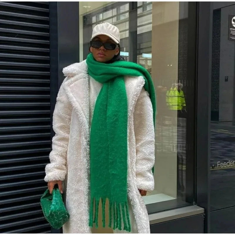 Winter Scarf Women Autumn Winter Cashmere Scarf Thickened Warm Shawl Classic Tassels Fluffy Scarf Solid Color Soft Shawl 250909