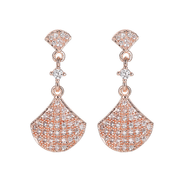 French Light Mother-Of-Pearl Pearl INS Design Sense Small Skirt Earrings New Chinese Style Fan-Shaped Ear Jewelry