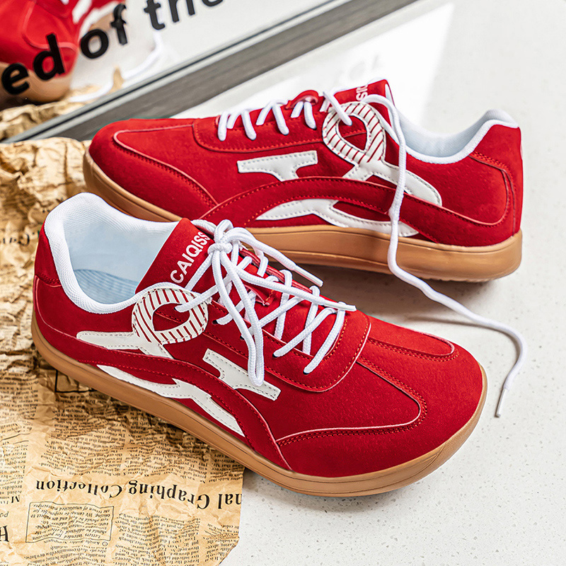 Durable Unisex Outdoor Running Footwear with Broad Head Seasonal Collection