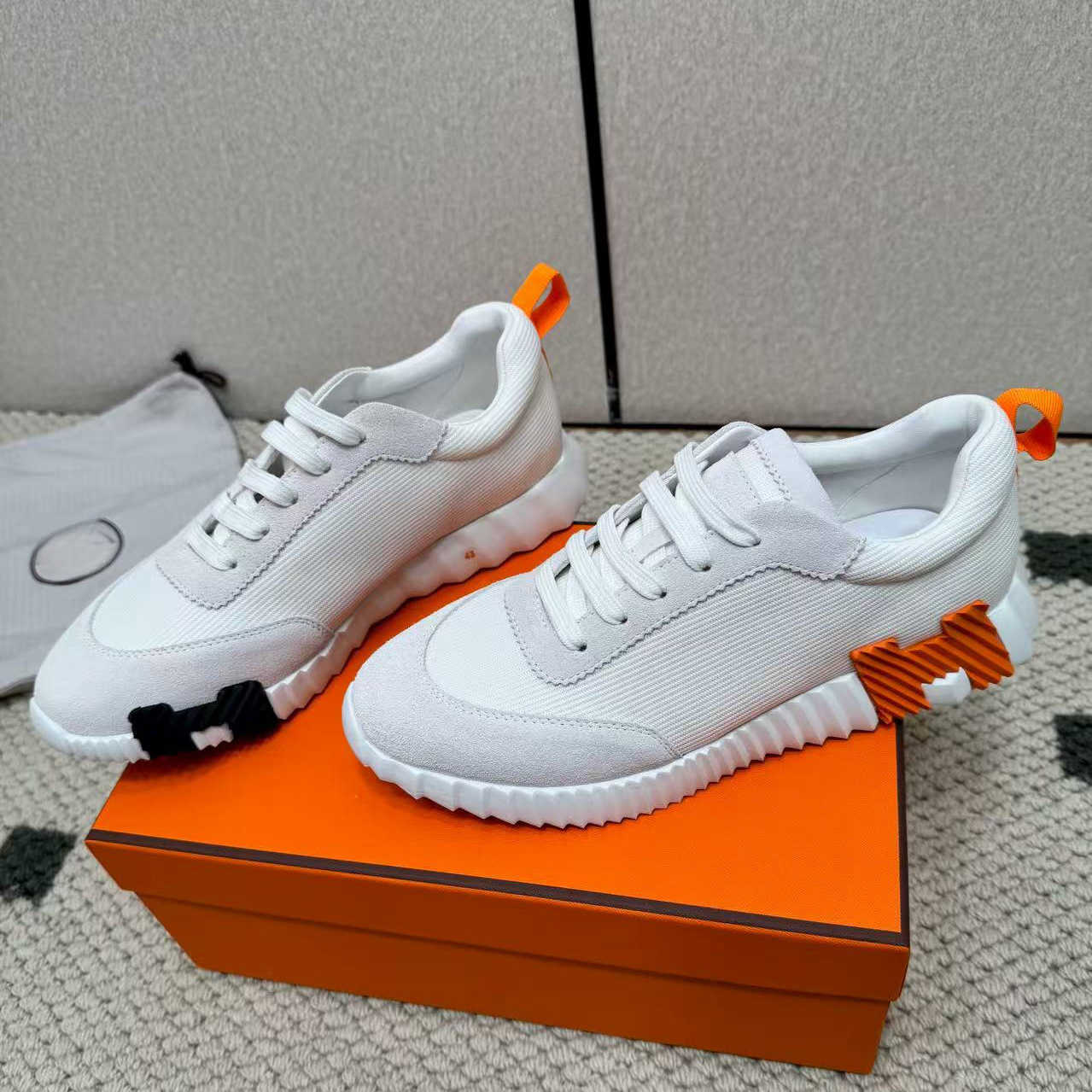 H Brand Casual Sports Mens Shoes 25 New HighEnd Womens Shoes Genuine Leather Fashion Trend LaceUp Breathable L250910