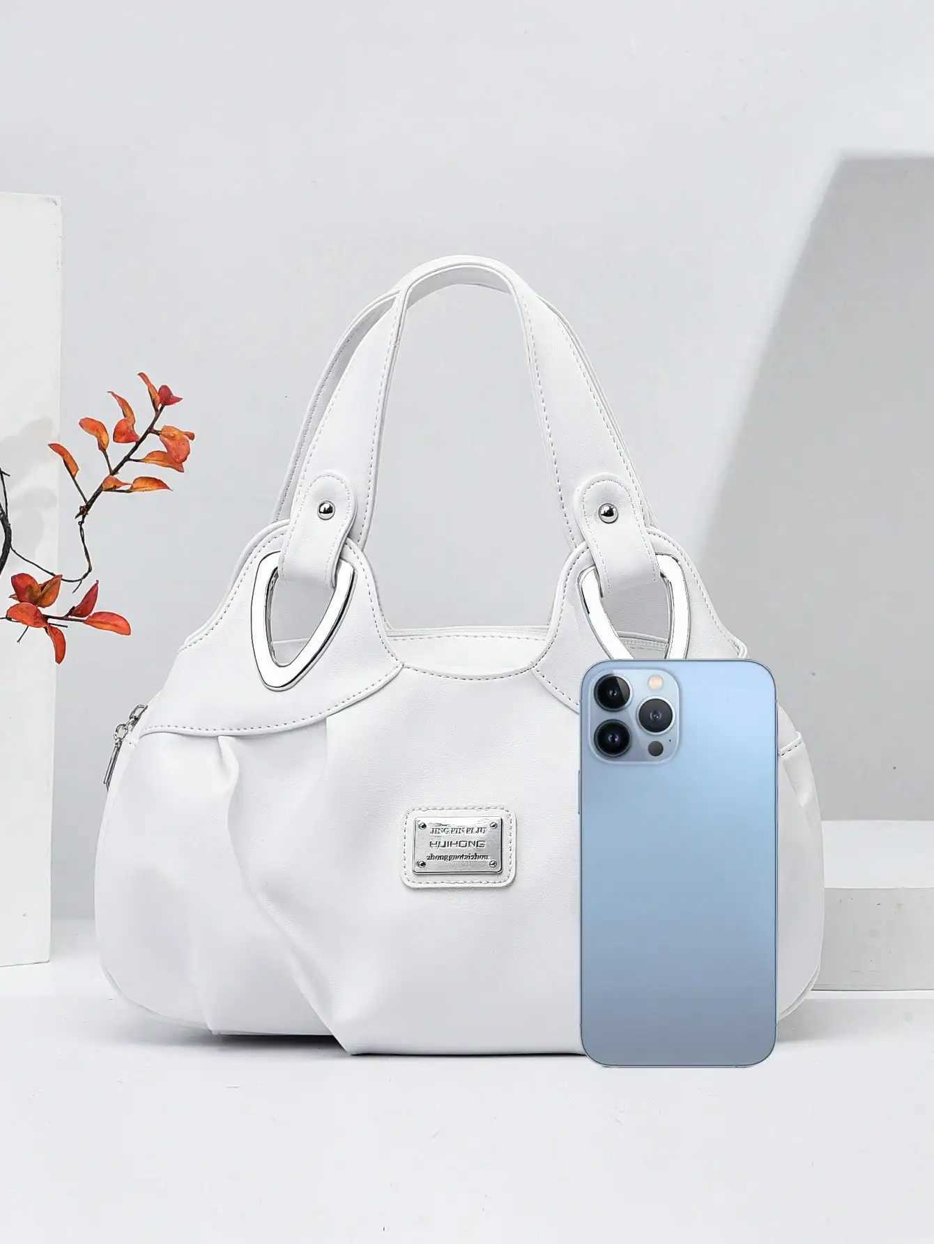 Fashionable and minimalist shoulder bag solid color large capacity portable tote bag essential for daily shopping Z250911