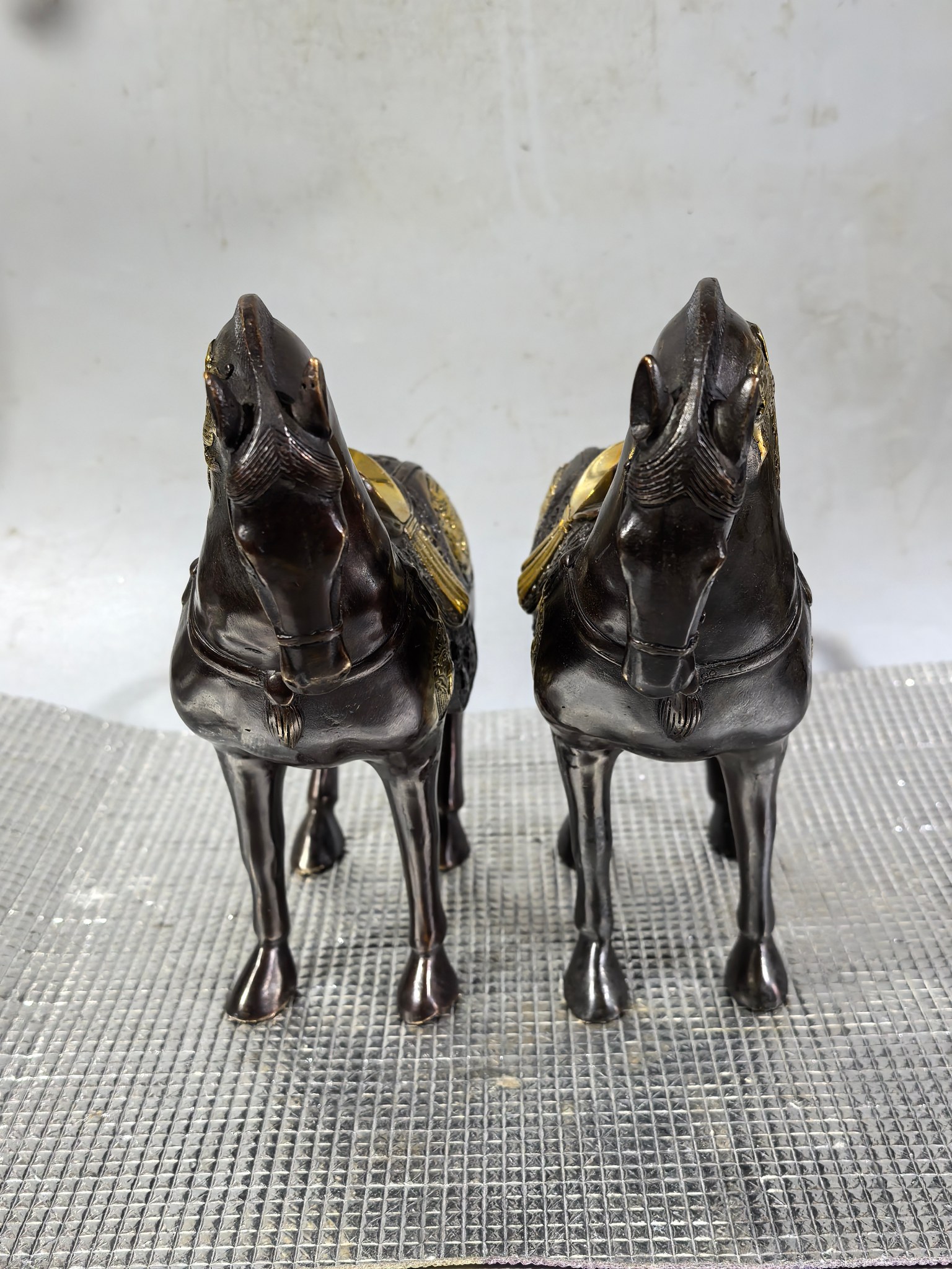 Pure copper gilded dragon and phoenix horse pair auspicious fortune-bringing horse wealth and success living room office decoration