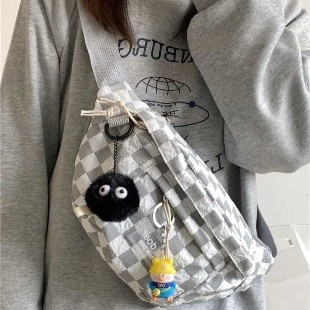 Korean Chessboard ChEST Bag Womens Japanese Versatile Leisure Large Capacity Messenger Bag Mens Sports Waist Bag FAshion Z250911