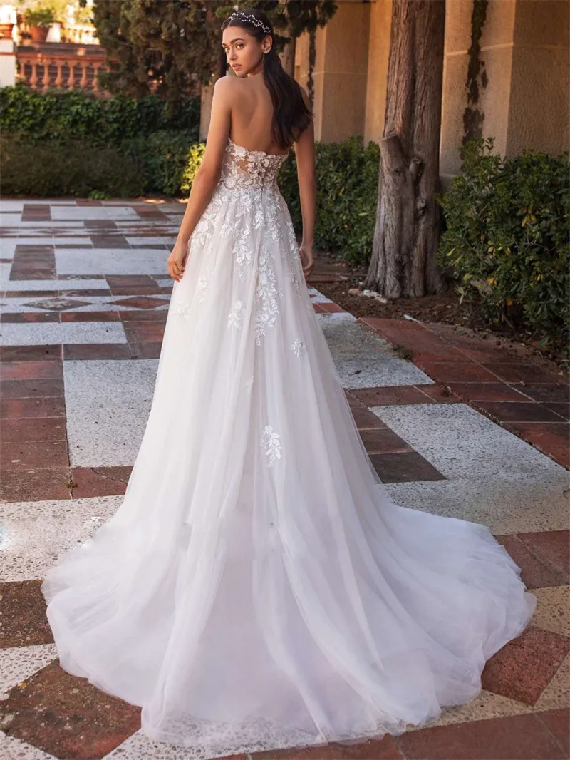 Chic A-Line Boho Beach Wedding Dresses Open Back Sweetheart Lace Appliques Bohemian Ivory Tulle Bridal Gowns Sweep Train Vestidos De Novia