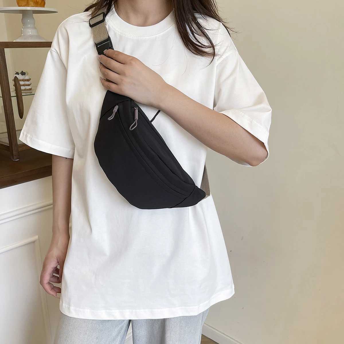 Fanny Pack Half Moon Womens Chest Bag Large Capacity Sling Bags Crossbody Bag Multifunctional Waist Bags Travel Z250911