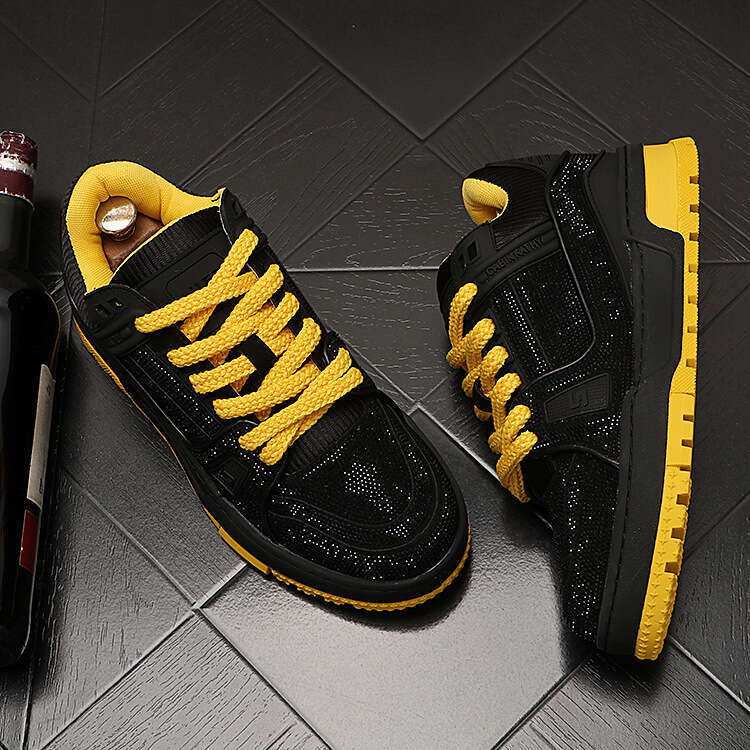 Brand Rhinestone Personality Casual Shoes 2024 New Trendy Sneakers Fashionable Versatile Men's Loafers