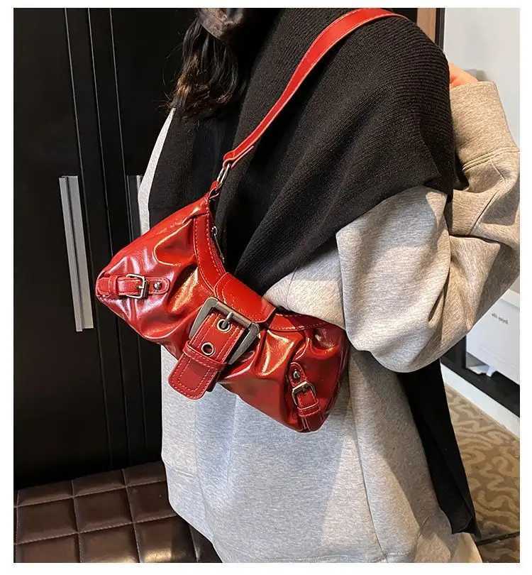 Style Spicy Vintage Two Tone Leather Shoulder Bag New Highquality Womens Bag Underarm Bag Trendy Z250911