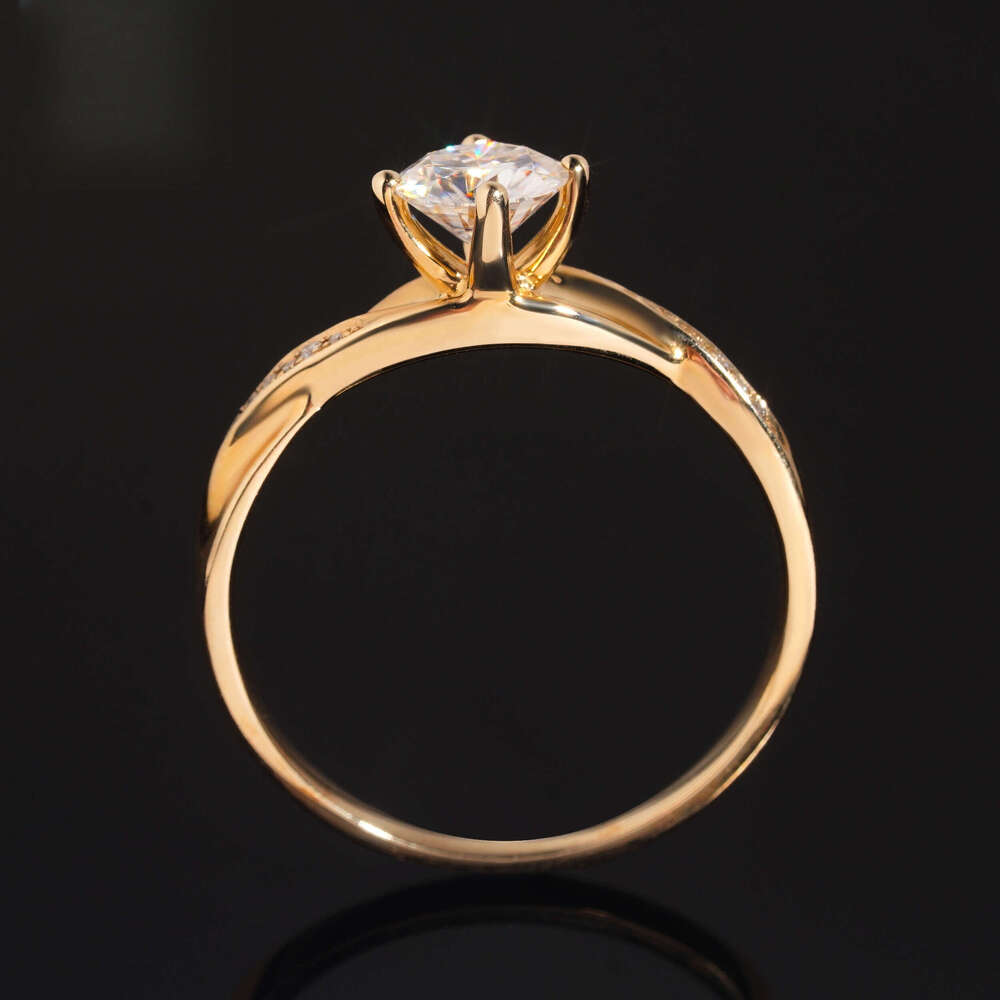 Fine Jewelry New Trendy Engagement Wedding 14k Real Gold 0.6ct Moissanite Ring for Women