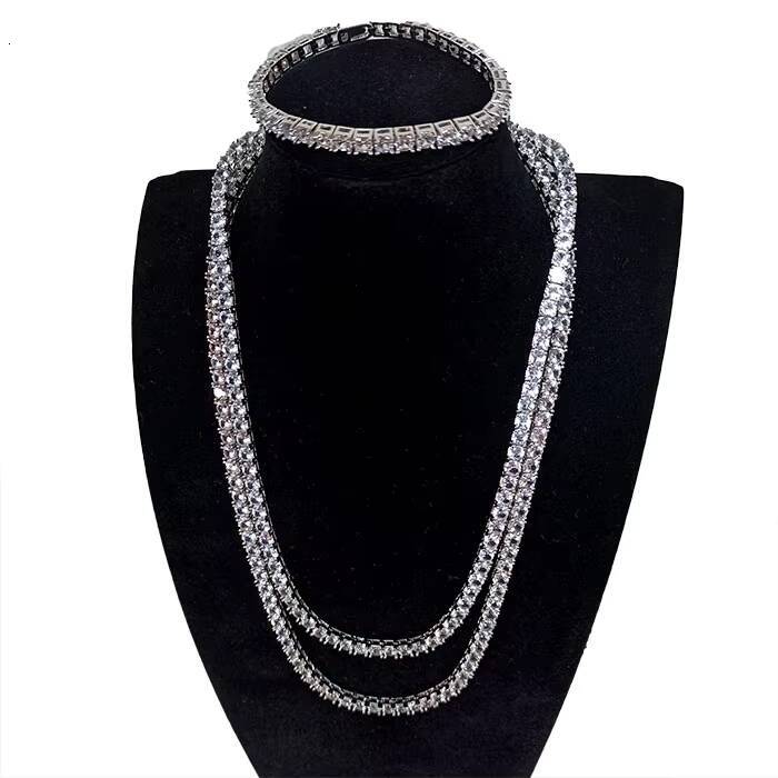 Platinum coating, 925 sterling silver material. 3mm to 6.5mm. High-quality sapphire tennis bracelet, hip-hop tennis necklace. Men's style.