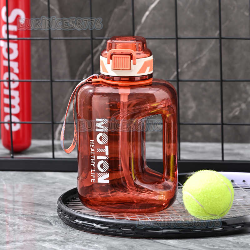 New Trendy Large Capacity Straw Cup Fitness Portable Sports Water Bottle with Scale H250911