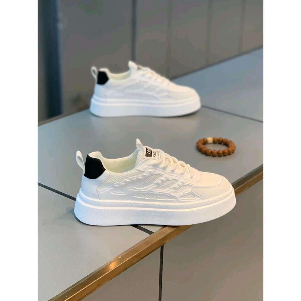 2024 New Men's White Mesh Shoes Armor Stitching Comfortable Breathable Foam Thick Sole TikTok Kuaishou Sneakers