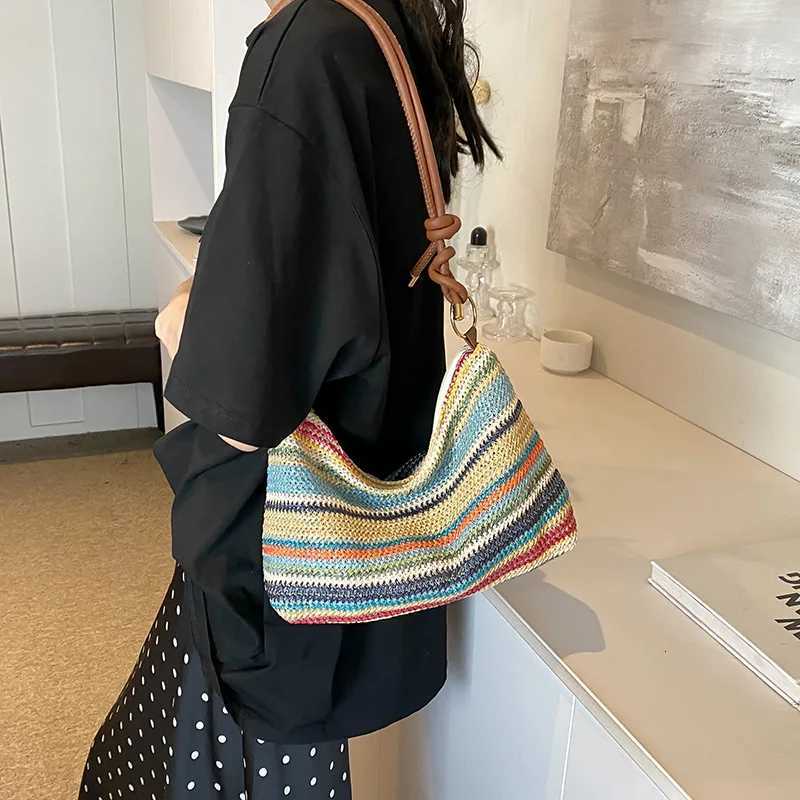 Womens Striped Woven Straw Tote Bag Lightweight Large Capacity with Detachable Coin Purse Zip Closure for Beach Vacation W250911