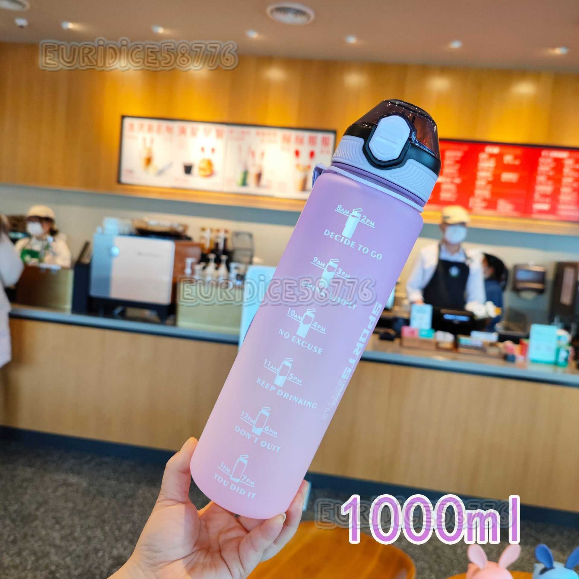 Large Capacity New Plastic Water Bottle Frosted Gradient Color Water Cup Portable Rope Duckbill Straw Sports Cup H250911
