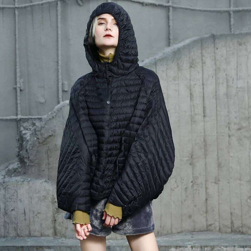 Lagabogy 2025 Winter Vintage Women Oversized Hood Puffer Jacket Female Casual Ultra Light Lantern Sleeve 90%White Duck Down Coat