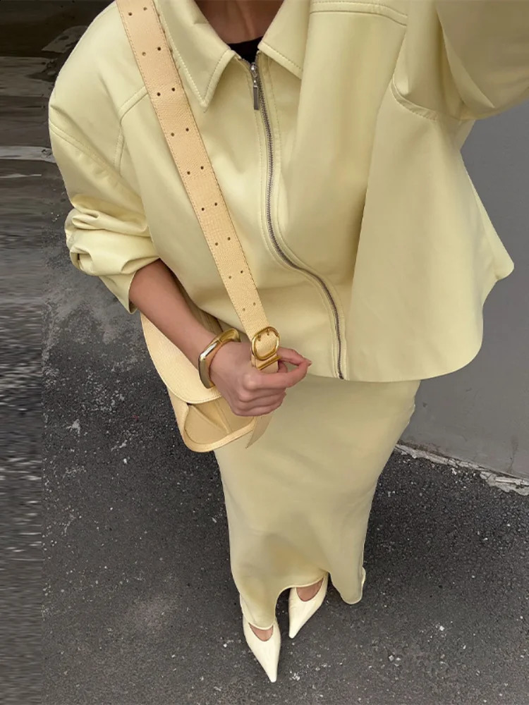 Chic Solid Womens Pu Leather Jacket Casual Long Sleeve Lapel Zipper Patchwork Coat Lady Autumn Street Fashion Outerwear 250911