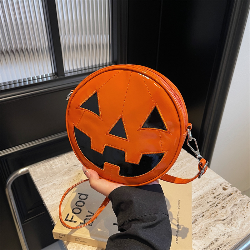 Halloween new fashion, light luxury, niche design, versatile trend, Halloween pumpkin women's small round bag designer bag