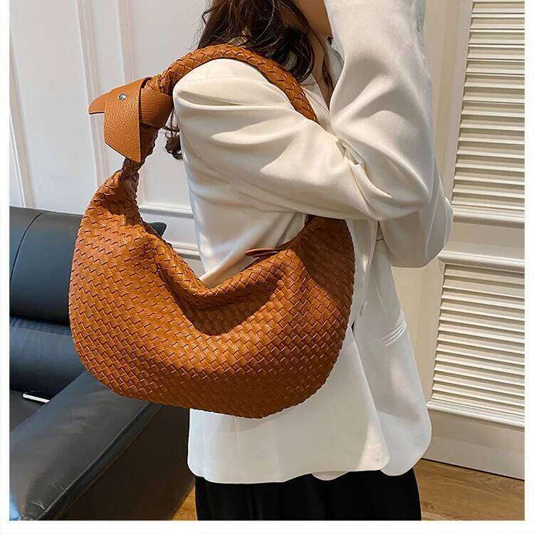 2025 Women's French Boho Gothic Feather Cross Body Crescent Bag