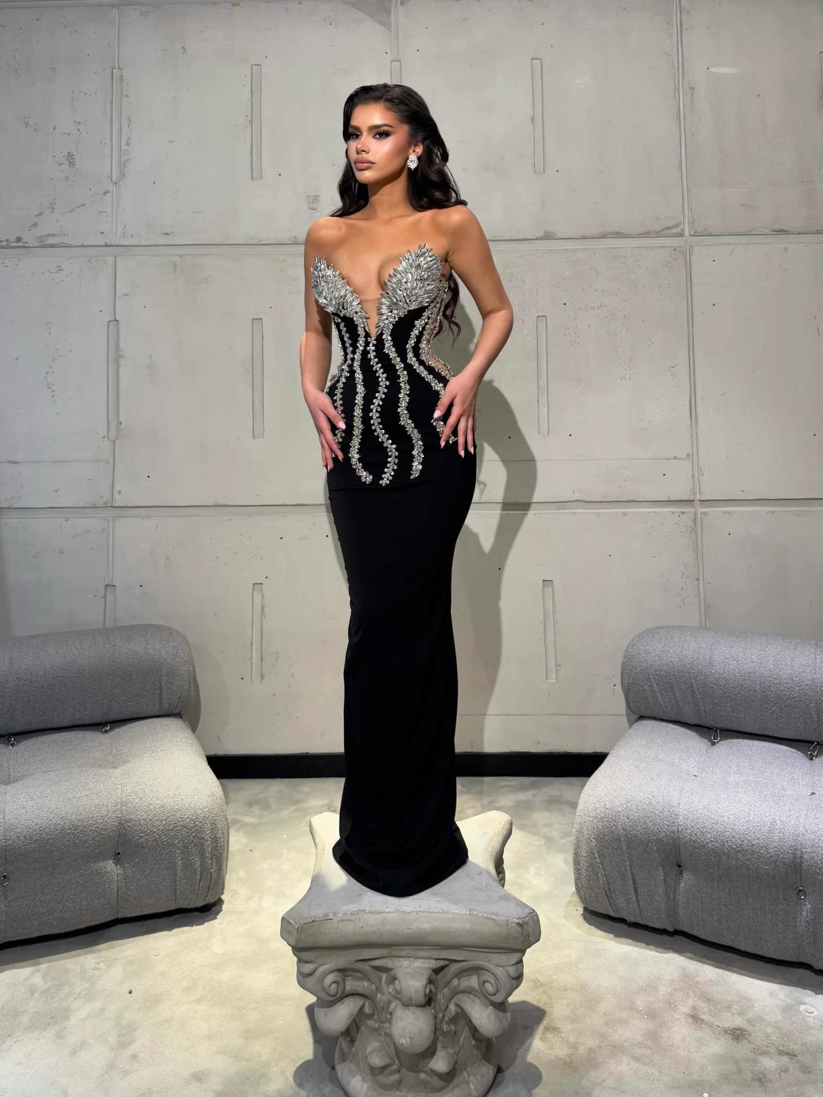 Sexy Evening Dress V-Neck Mermaid Prom Gowns Shine Crystal Applique Satin Prom Dress Sequined Robes De Mariee Size Customized vestido de novia L252095