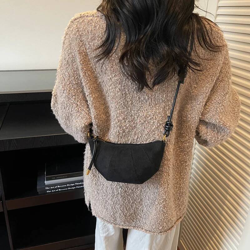 Retro Patchwork Leather Women s Shoulder Bag Crossbody Bag Frosted Suede Solid Color Horn Bag Niche Fashion Designer Bag Personalized Simple