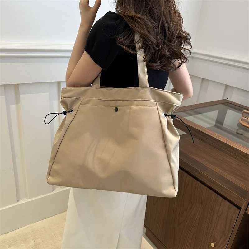 Large Capaci Womens oulder Bag 2024 New Sle Simple Faionable Handbag Tote Bag op Bag Trendy Casual Bag Z250911