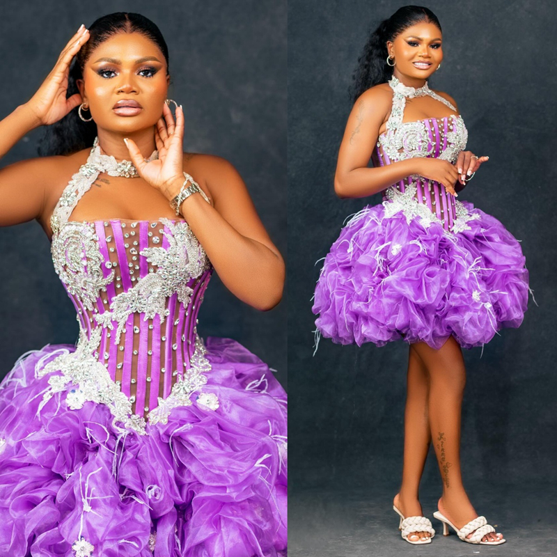 2025 Plus Size Purple Cocktail Dresses For Women Homecoming Dress Sheath Illusion Halter Appliqued Beaded Lace Sexy Feather Prom Dresses For Black Gir