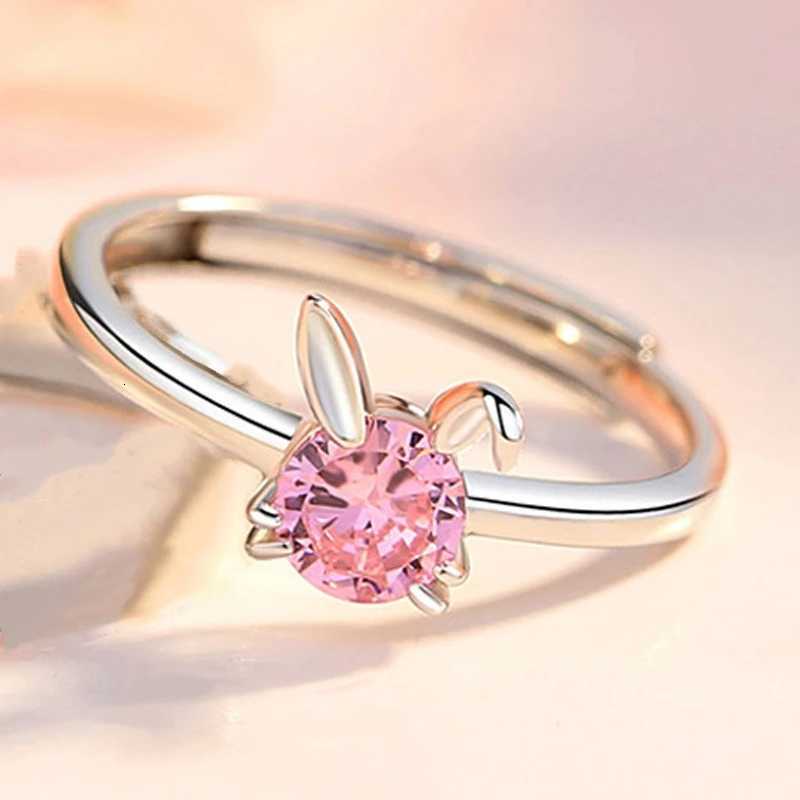 New Sweet Cute Rabbit Carrot Couples Rings WhitePink Crystal Bunny Silver Color Adjustable Open Lovers Ring For Women Gift W250911