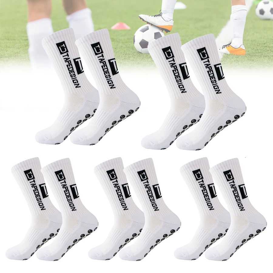 135 Pair Children Outdoor Sports Nonslip Football Socks Teenager Midtube Socks Game Basketball Socks Running Socks D250911