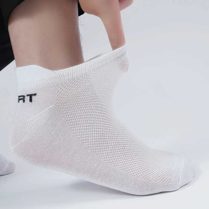 5 PairsLot Mens Short Socks for Male High Quality Ankle Sports Mesh Breathable Summer Casual Soft Sock D250911