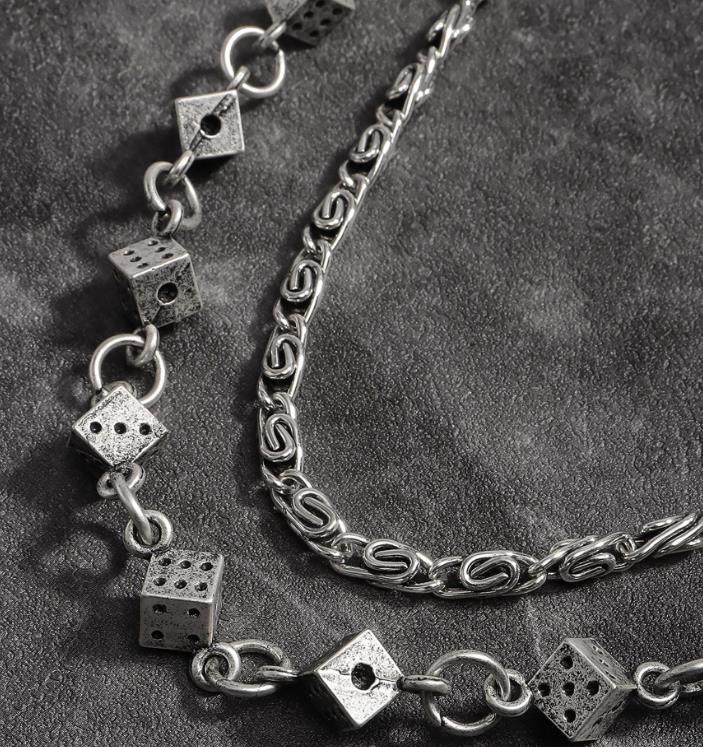 Mens Motorcycle KeyChain Jean Biker Wallet Belts Chain Skull Charm Leather Gothic Rock Pants Trousers Waist Key Mens DR34 240402