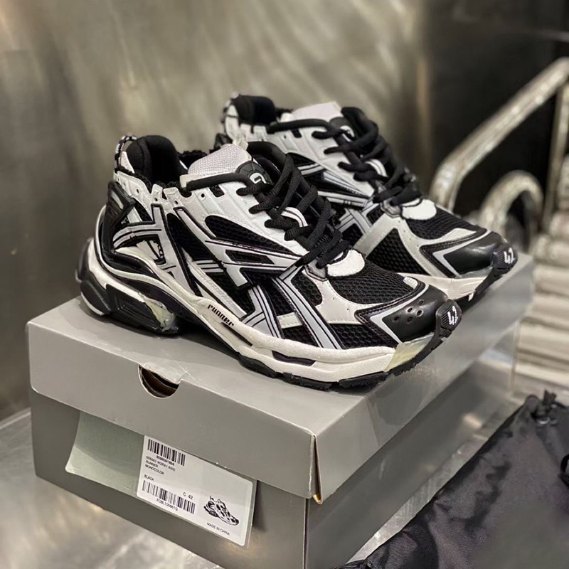 Designer Casual Sho… - image