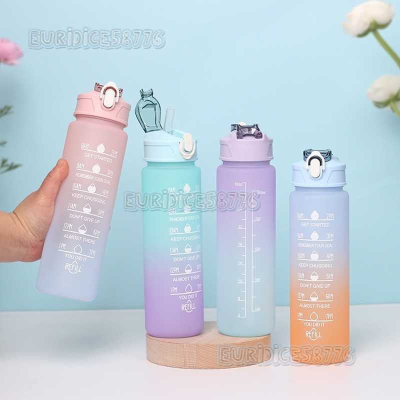Crossmirror Plastic Water Cup with Straw Gradient Color Outdoor Frosted 750ml Sports Water Bottle H250911