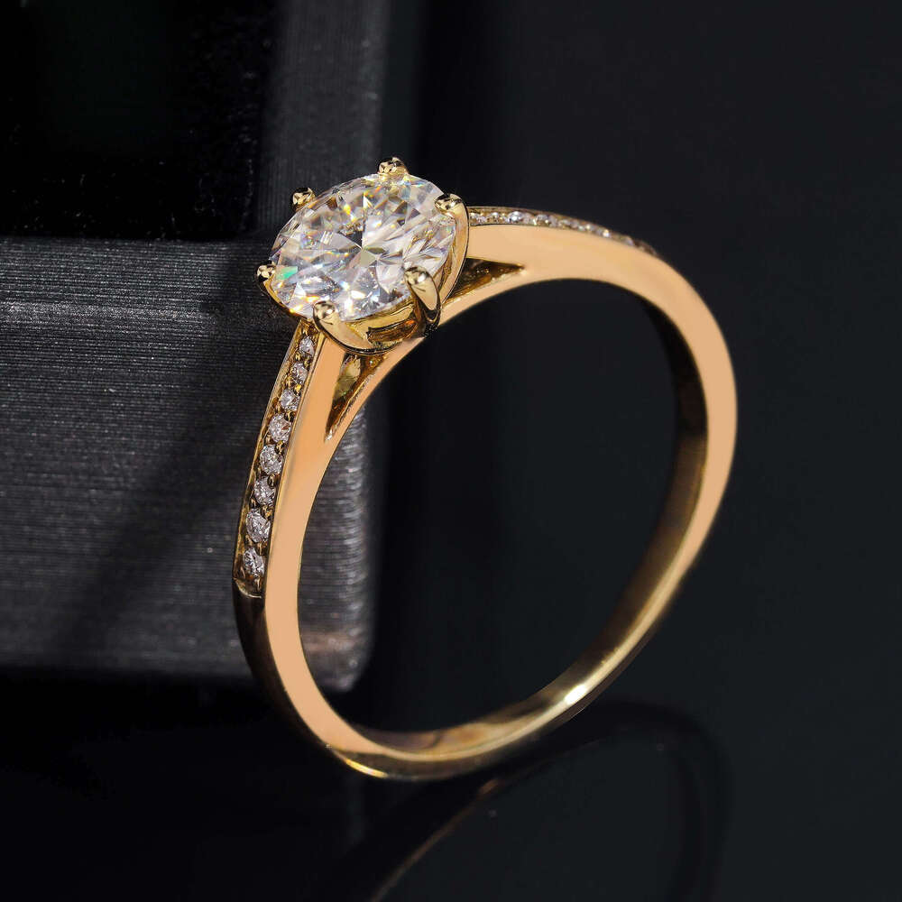 Classic 1Carat Round Brillant Cut 10K Solid Gold Engagement Women Elegant Moissanite Ring Band