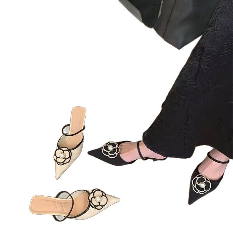 Free shipping Designer Dress Shoes Elegant fashionable commuting womens shoes highquality flower pointed high heels black beige