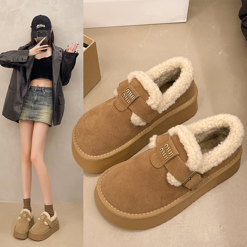 designer boots Thick Soled 2025 new Short Snow Boots Women Fleece Lined Warm Slip-On Loafers Cotton Shoes