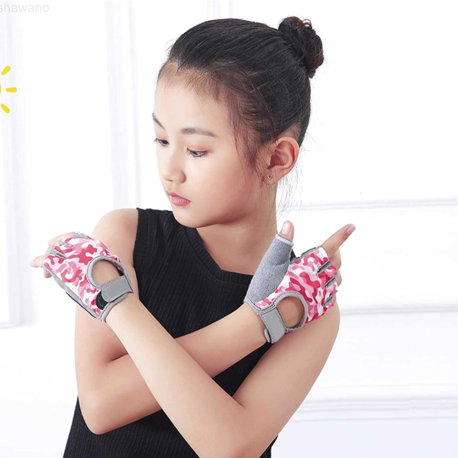 Half Finger Cycling Gloves Breathable Non Slip Bike Riding Gloves with UV Protection for Boys Girls Aged 610W250911