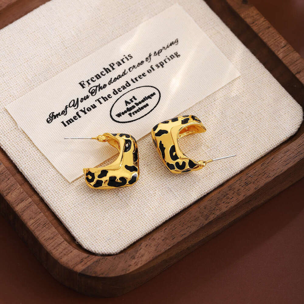 Oil Drop Leopard Print High-End Niche Ear Jewelry Sier Needle Unique Personality Stud Earrings