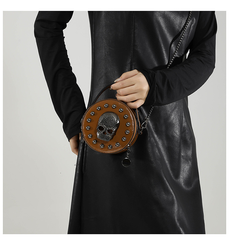 Halloween new mini handbag light luxury fashion atmosphere niche design skull personality trend women's shoulder bag leisure designer bag